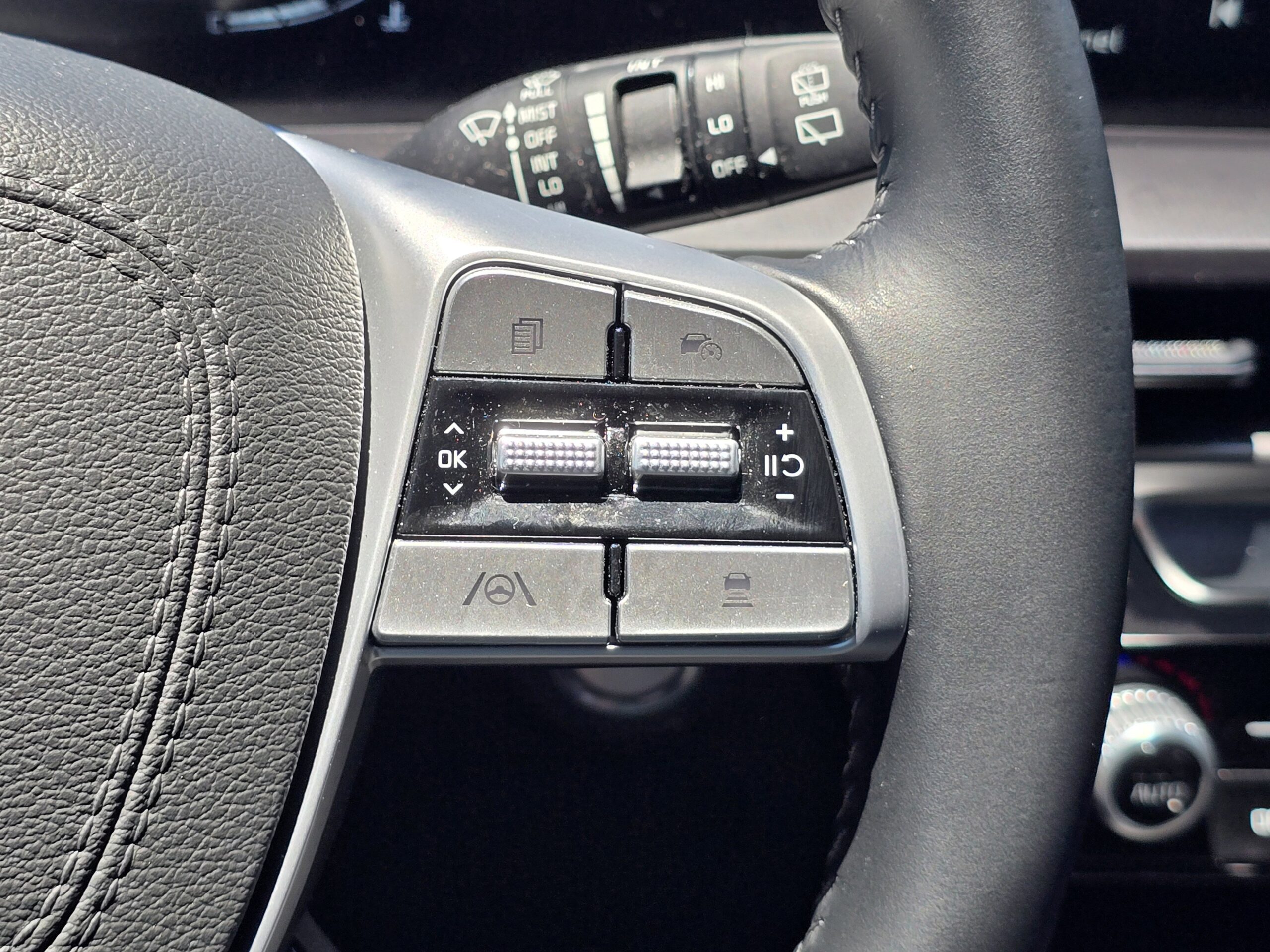 2025 Kia Telluride LX