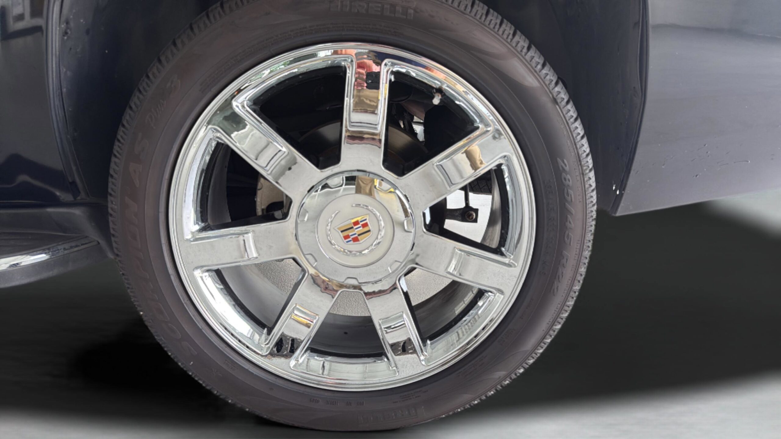 2013 Cadillac Escalade Base