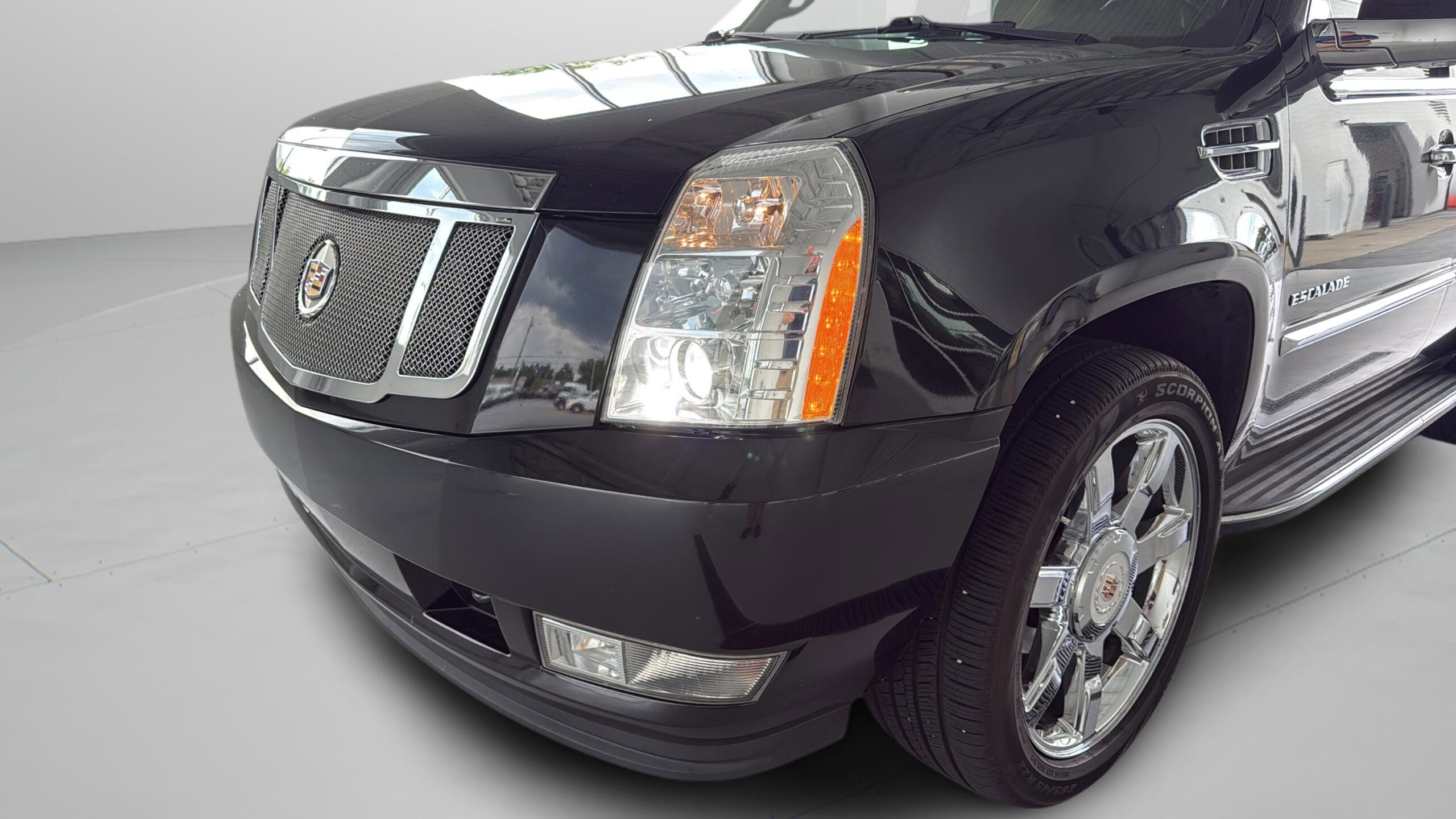 2013 Cadillac Escalade Base
