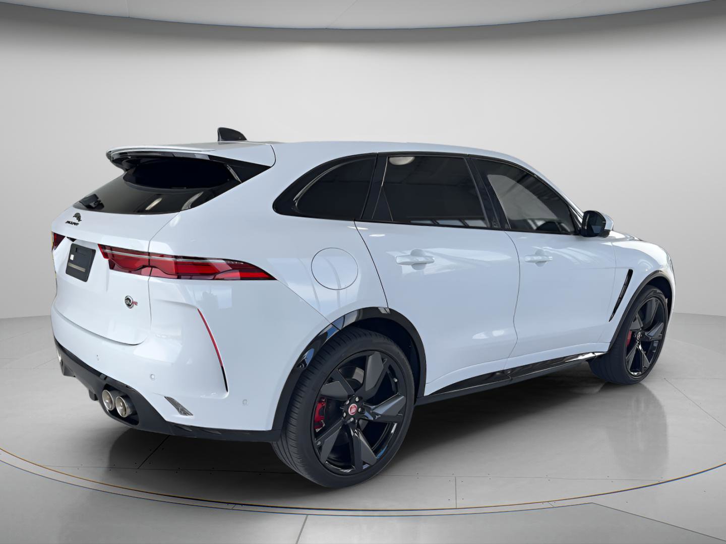 2022 Jaguar F-PACE SVR