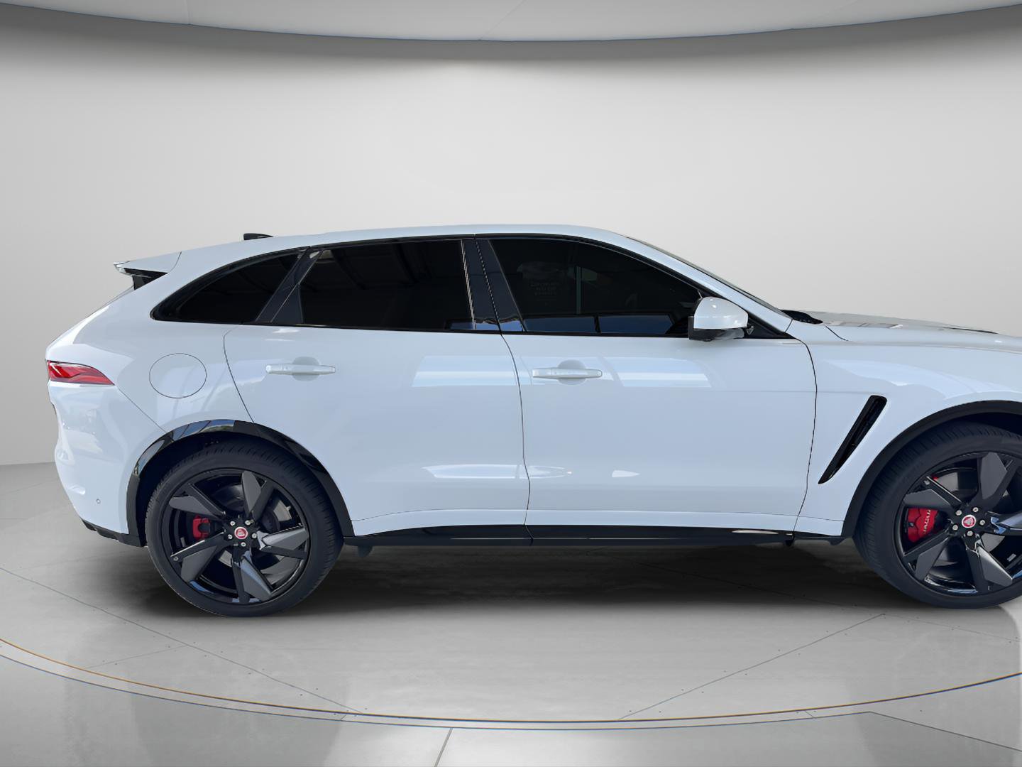 2022 Jaguar F-PACE SVR