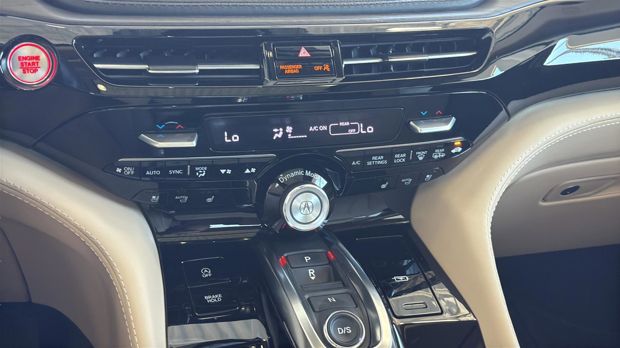 2024 Acura MDX w/Advance Package