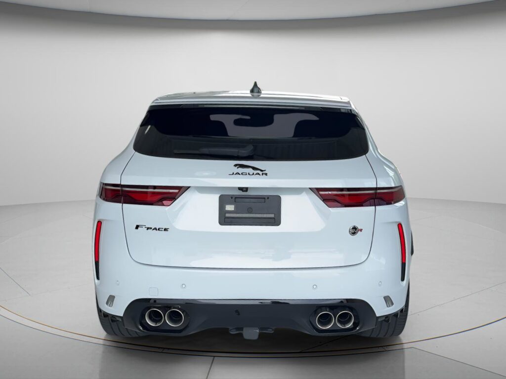 2022 Jaguar F-PACE SVR