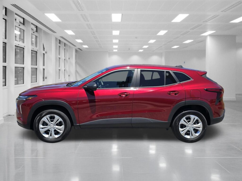 2025 Chevrolet Trax LS