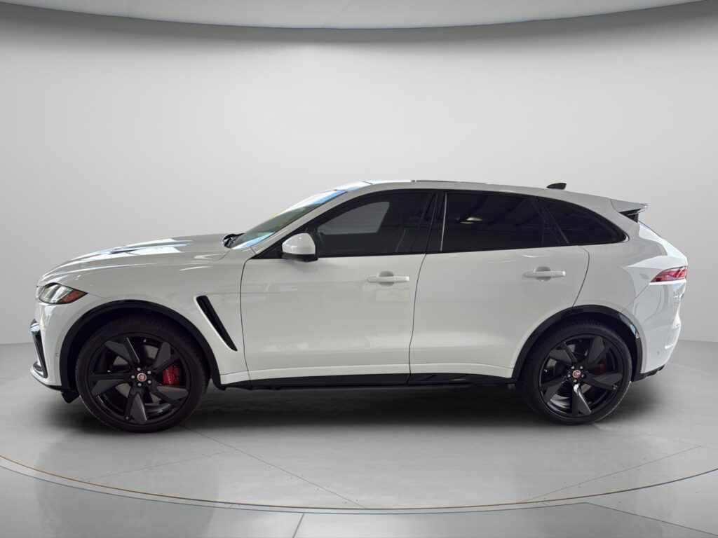 2022 Jaguar F-PACE SVR