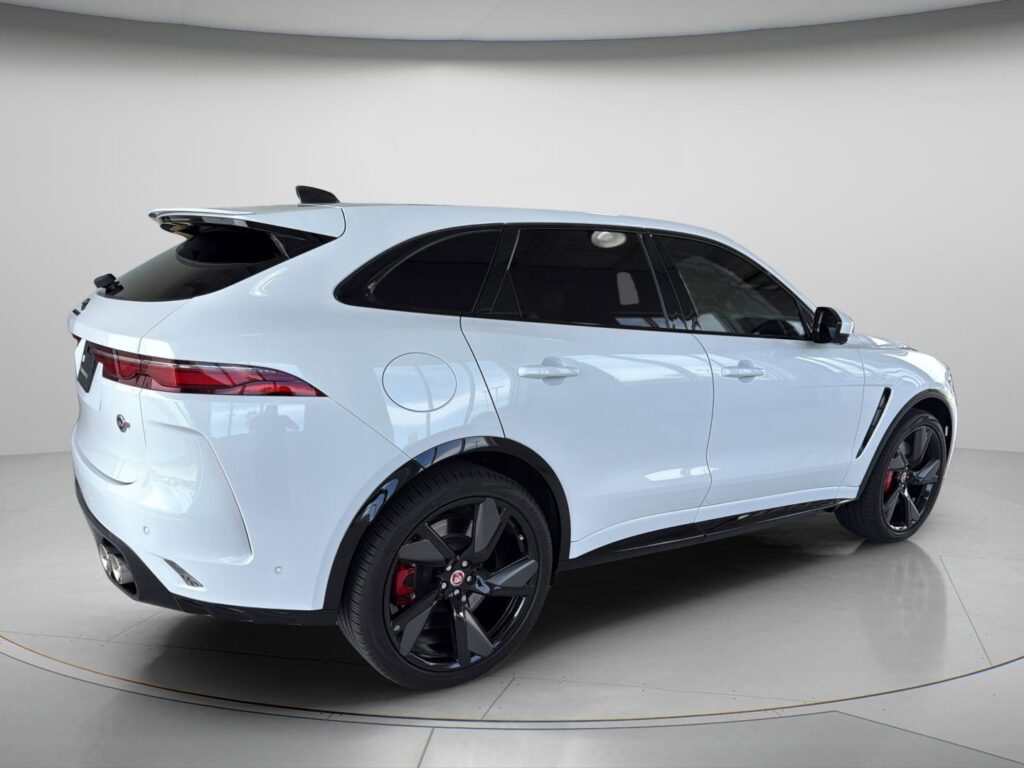 2022 Jaguar F-PACE SVR