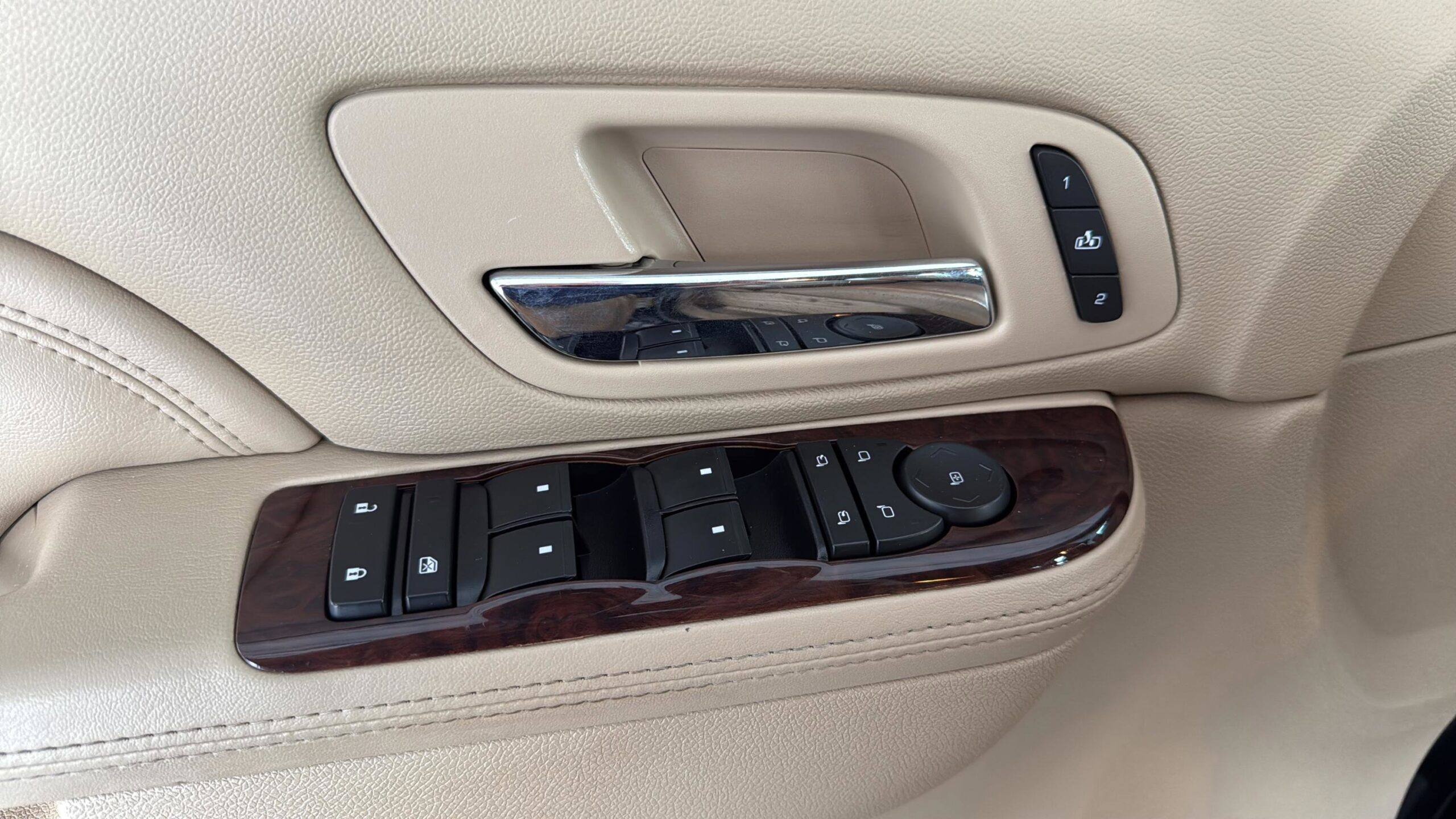 2013 Cadillac Escalade Base