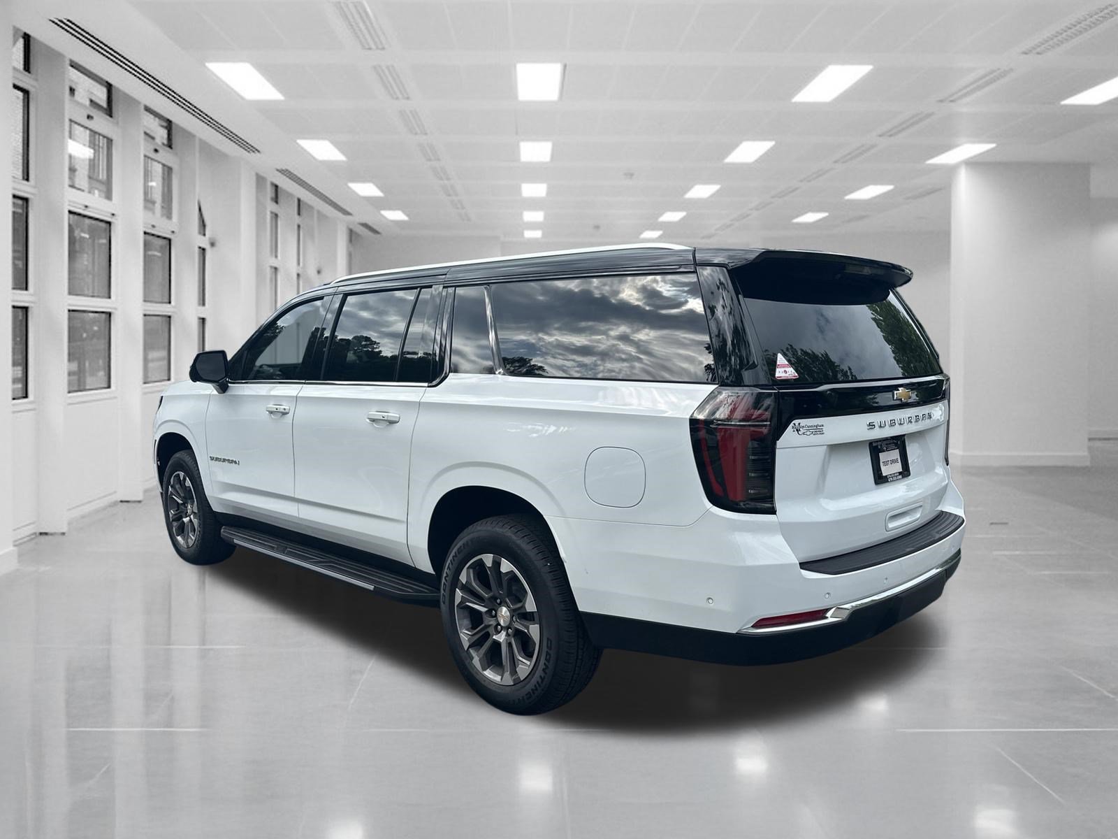 2025 Chevrolet Suburban LS