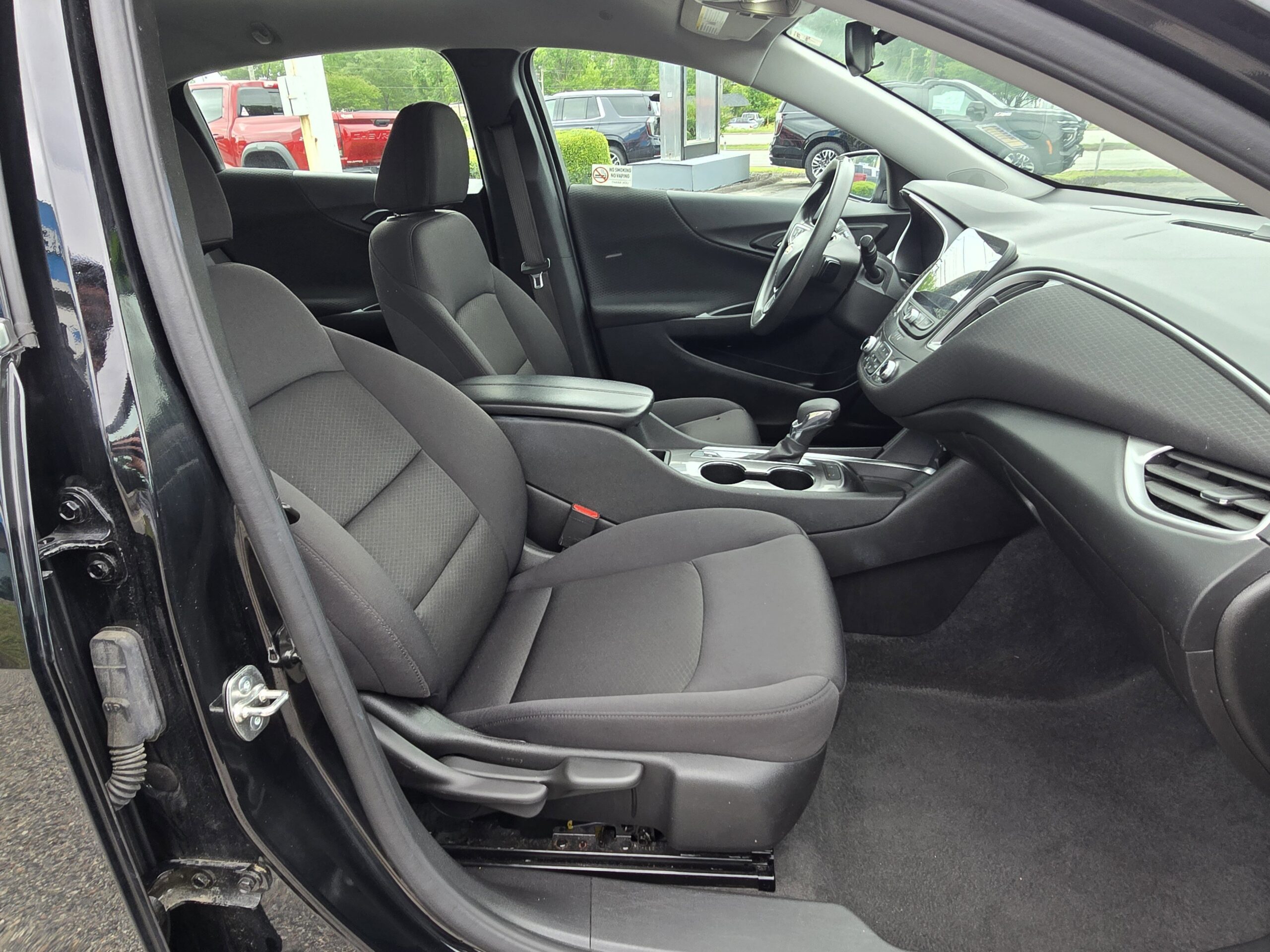 2025 Chevrolet Malibu LT