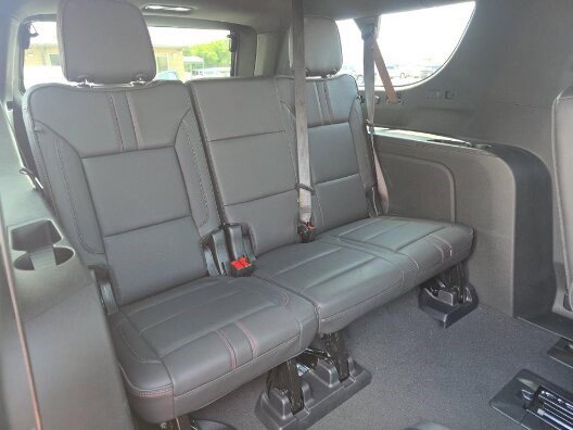 2025 Chevrolet Suburban RST