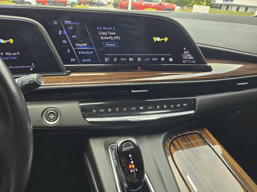 2023 Cadillac Escalade 4WD Premium Luxury