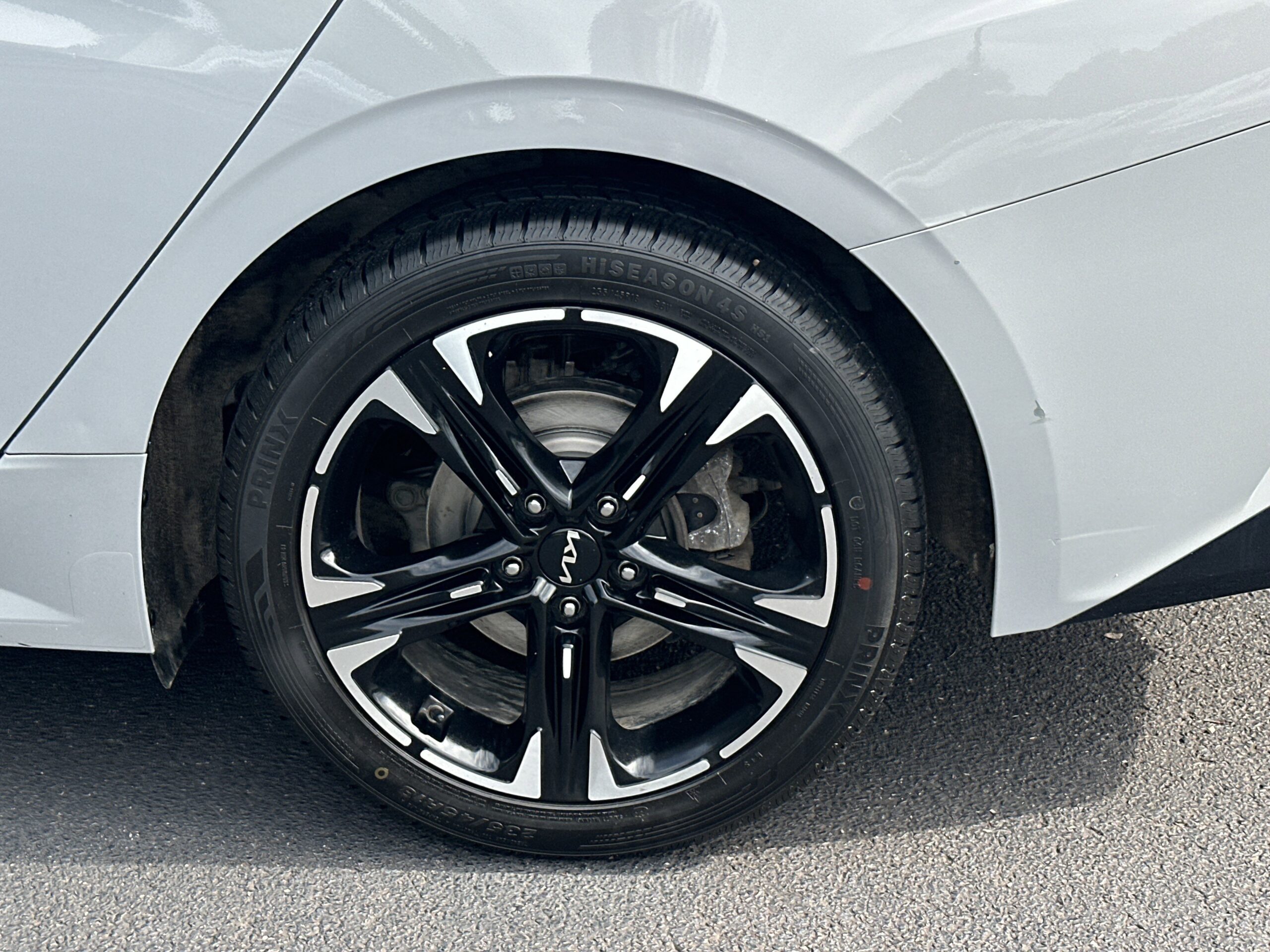 2022 Kia K5 GT-Line