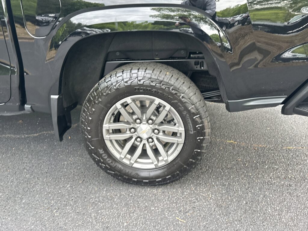 2023 Chevrolet Colorado 2WD LT