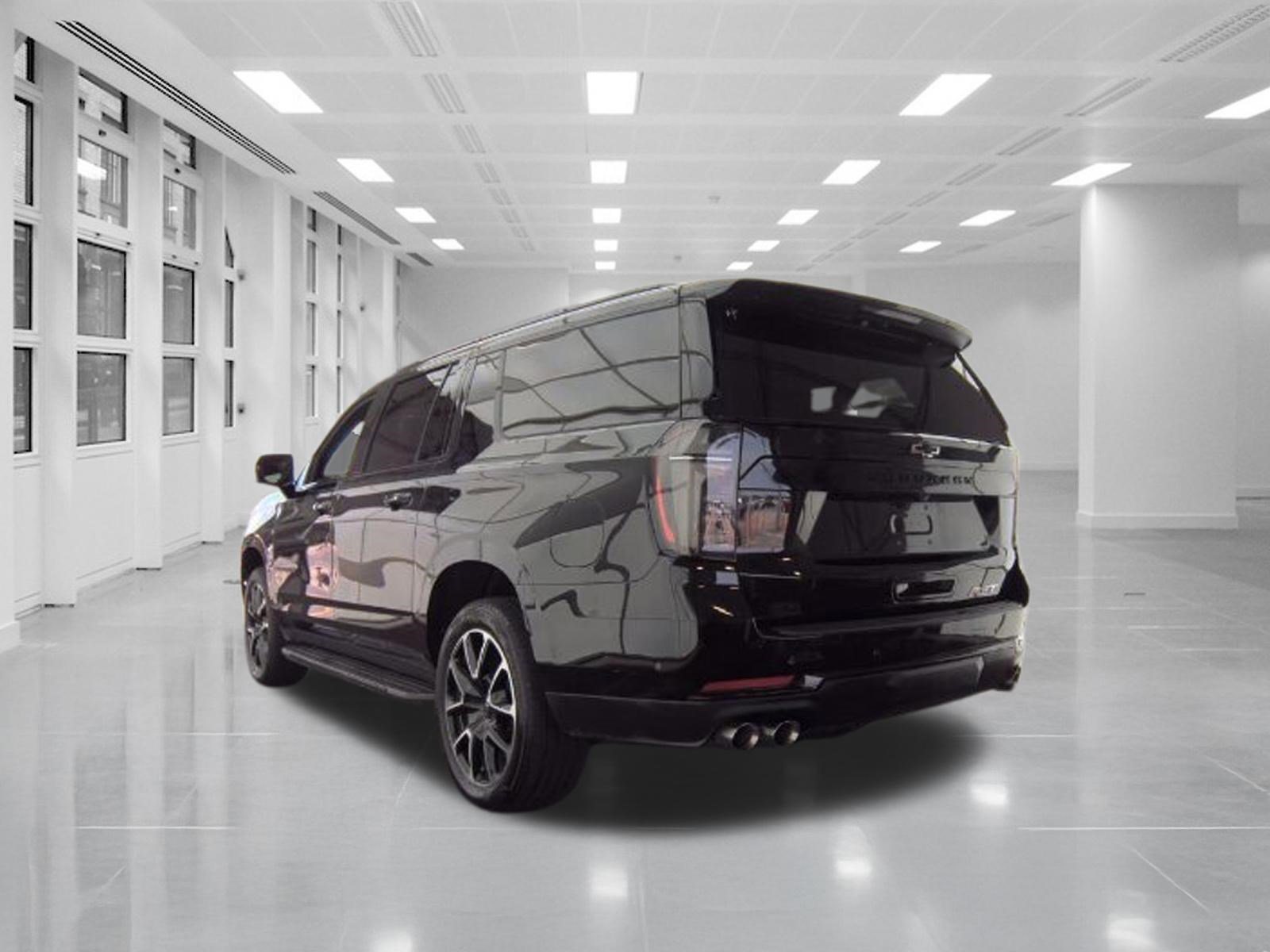 2025 Chevrolet Suburban RST