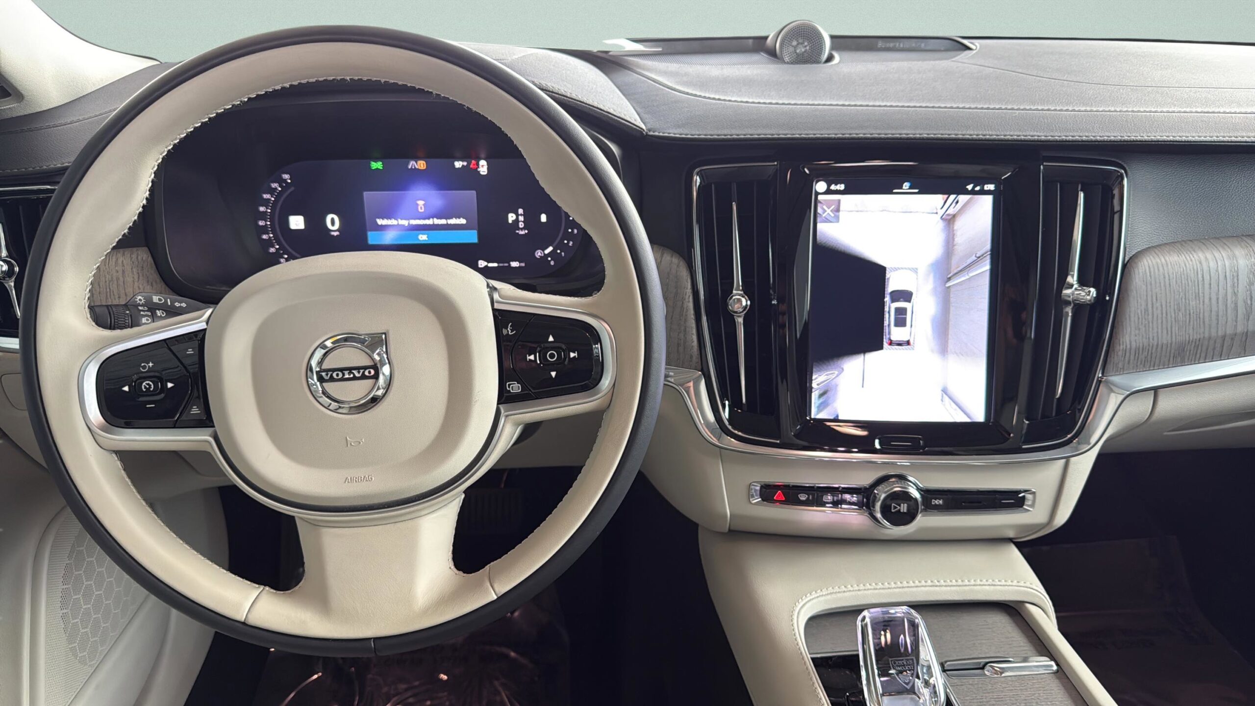 2025 Volvo V90 Cross Country Ultra