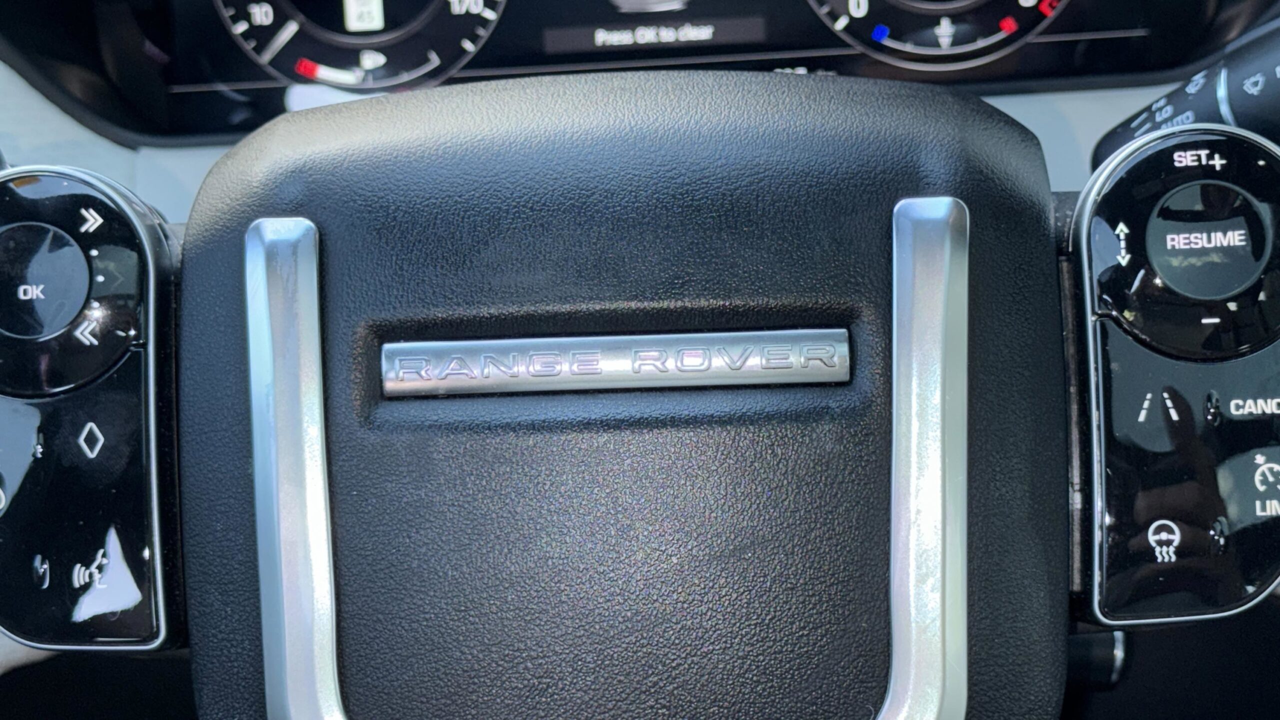 2019 Land Rover Range Rover Velar R-Dynamic SE