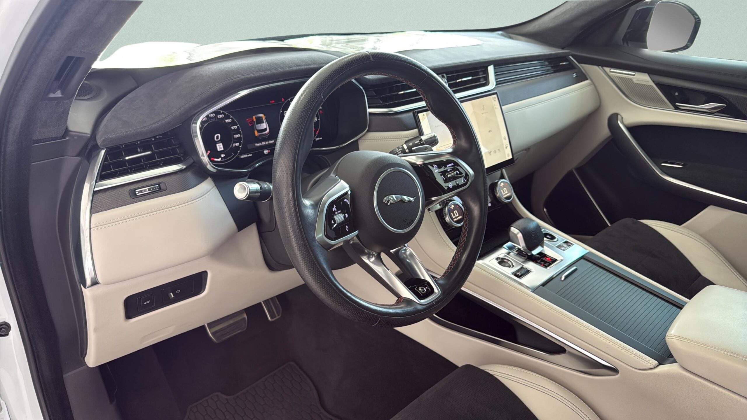 2022 Jaguar F-PACE SVR