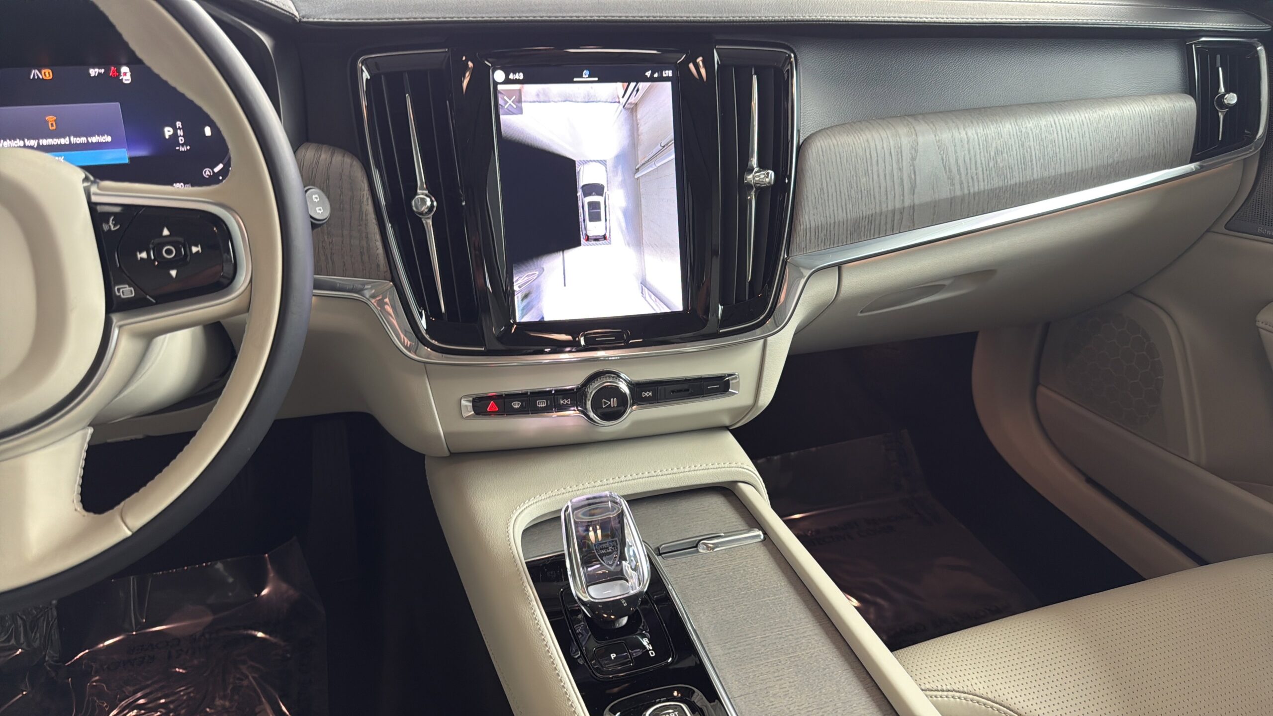 2025 Volvo V90 Cross Country Ultra