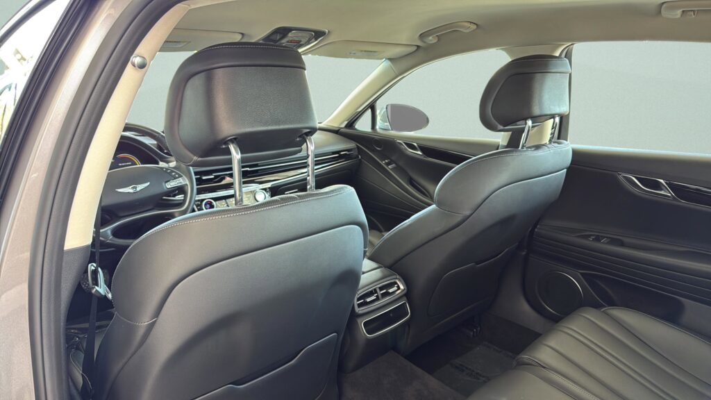 2023 Genesis G80 2.5T