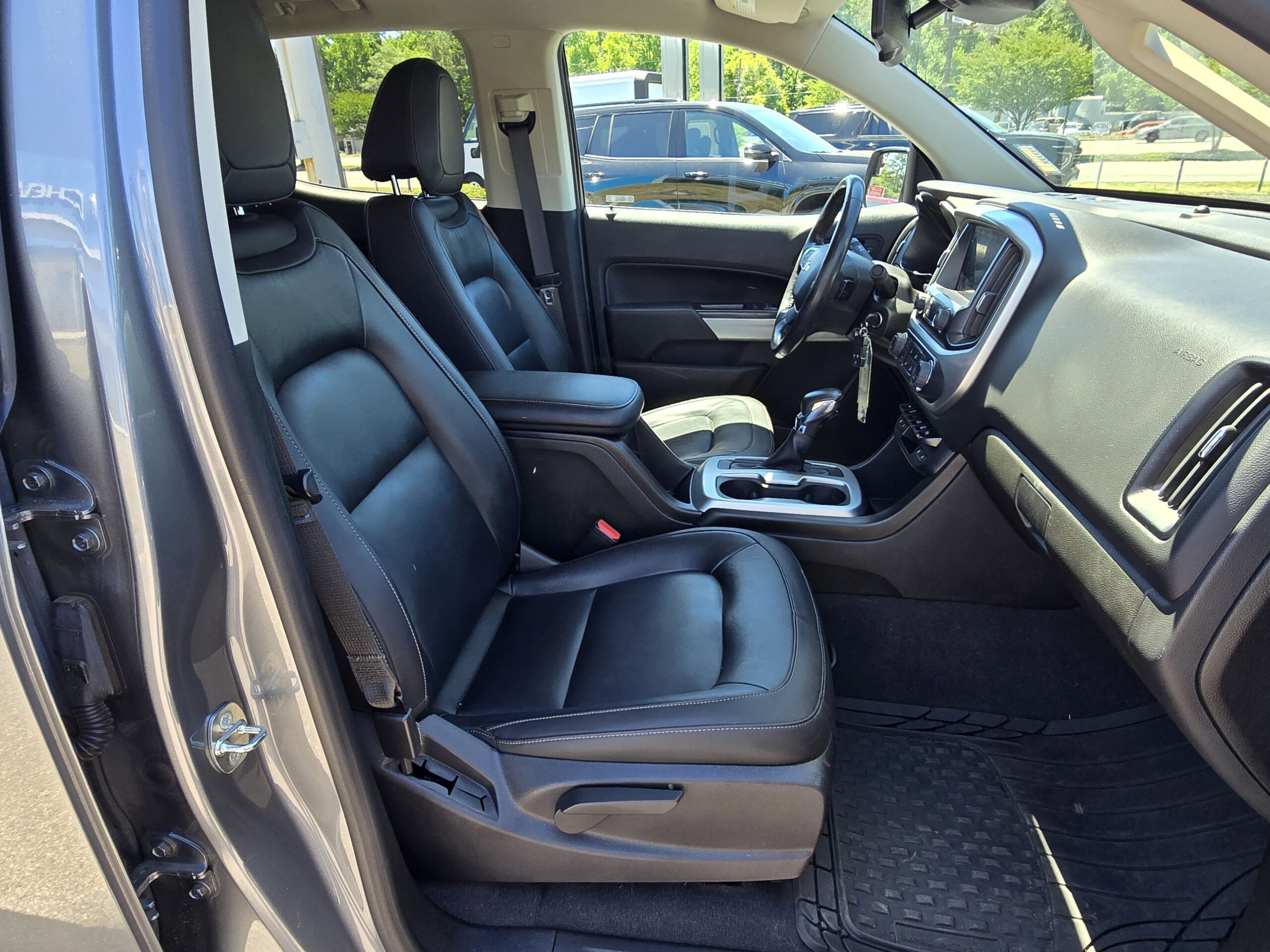 2022 Chevrolet Colorado 4WD LT