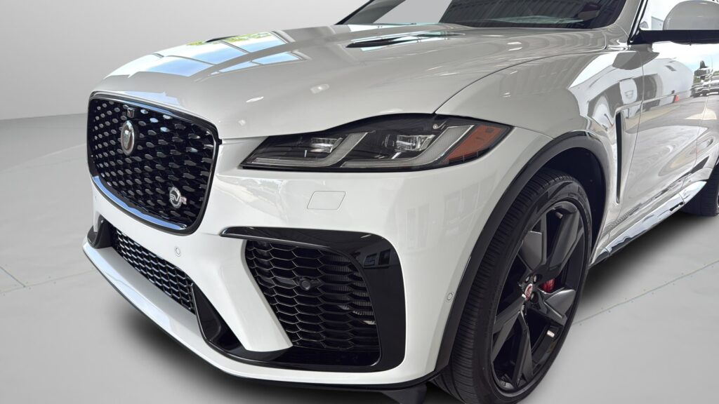 2022 Jaguar F-PACE SVR