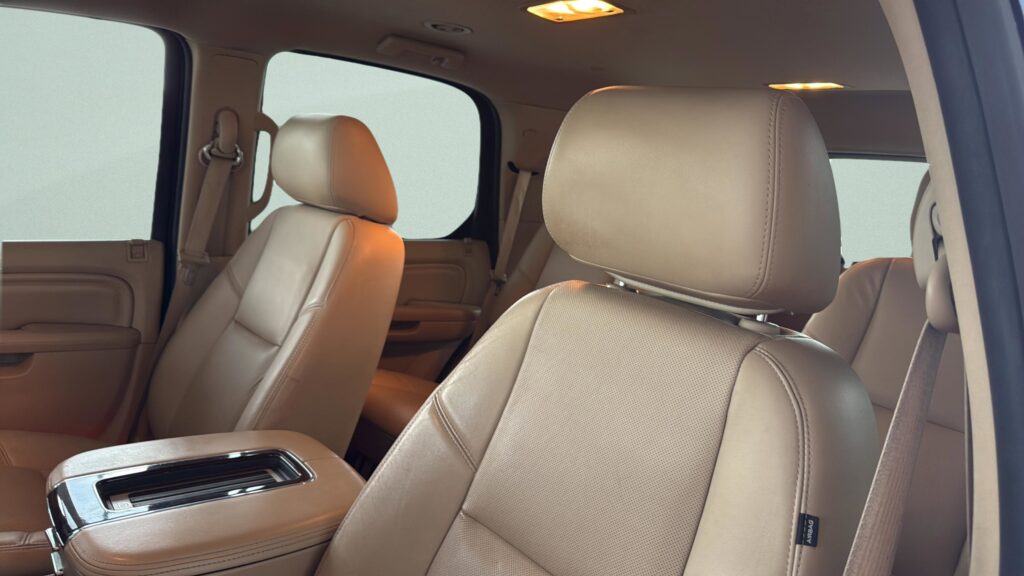 2013 Cadillac Escalade Base