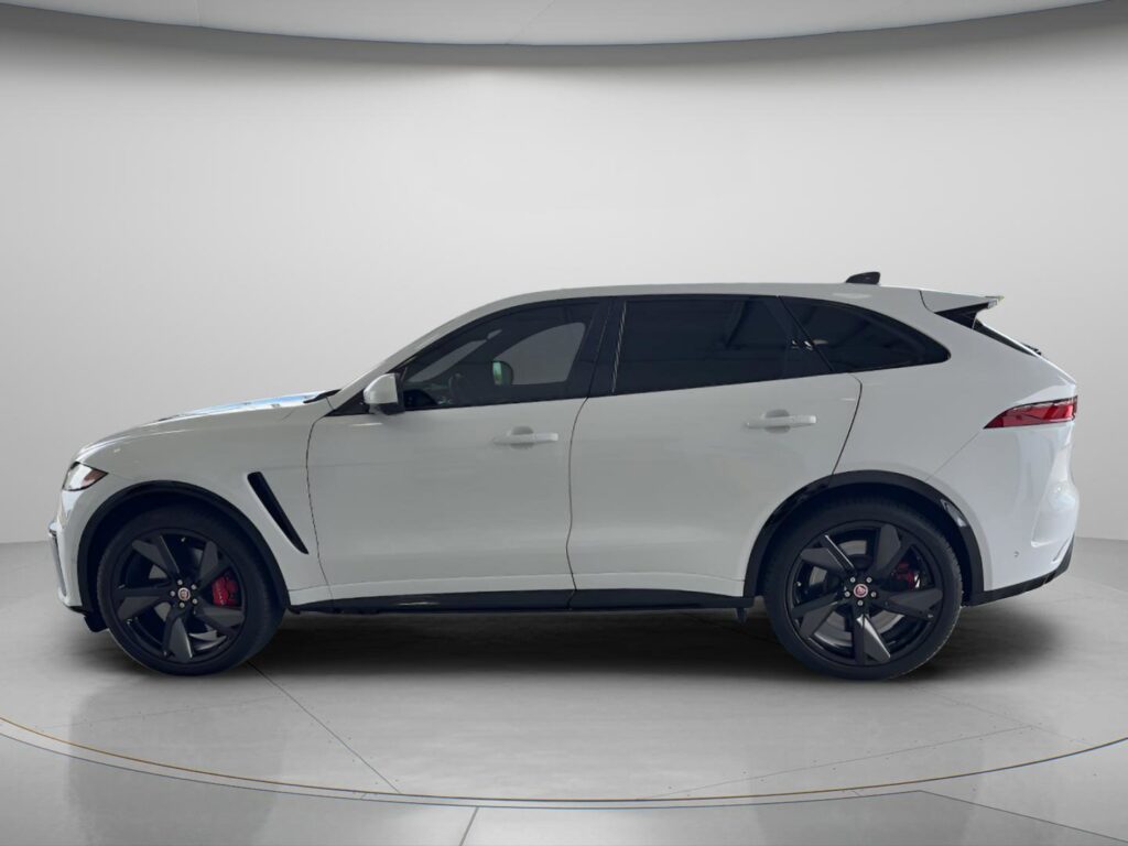 2022 Jaguar F-PACE SVR