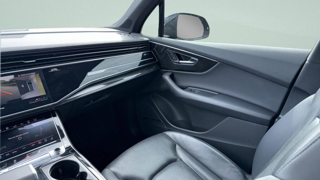 2020 Audi Q7 Prestige