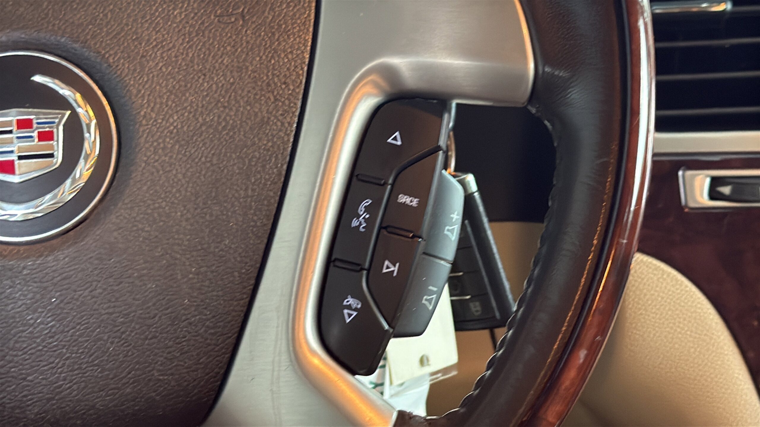 2013 Cadillac Escalade Base