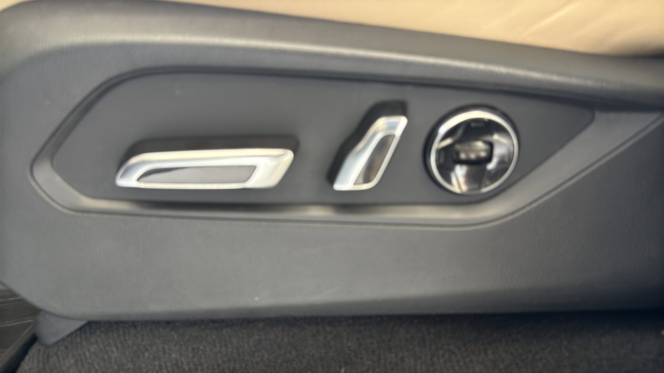 2024 Acura MDX w/Advance Package