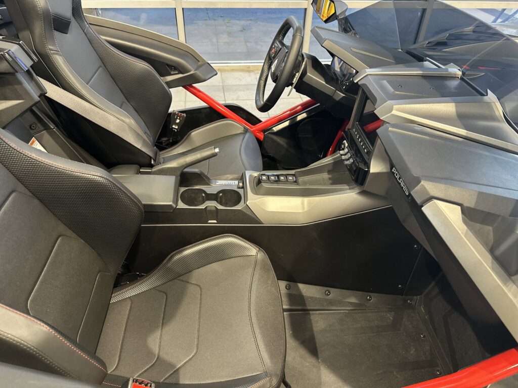 2024 POLARIS(MC) SLINGSHOT