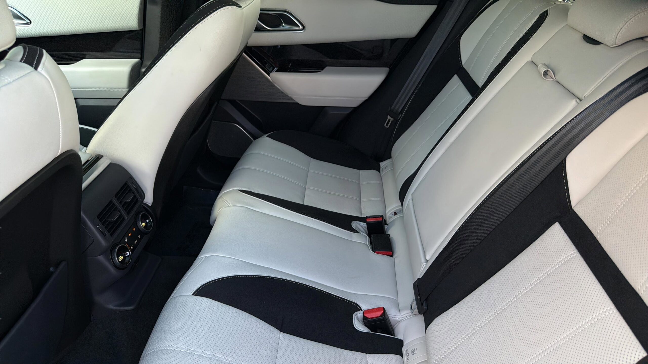 2019 Land Rover Range Rover Velar R-Dynamic SE