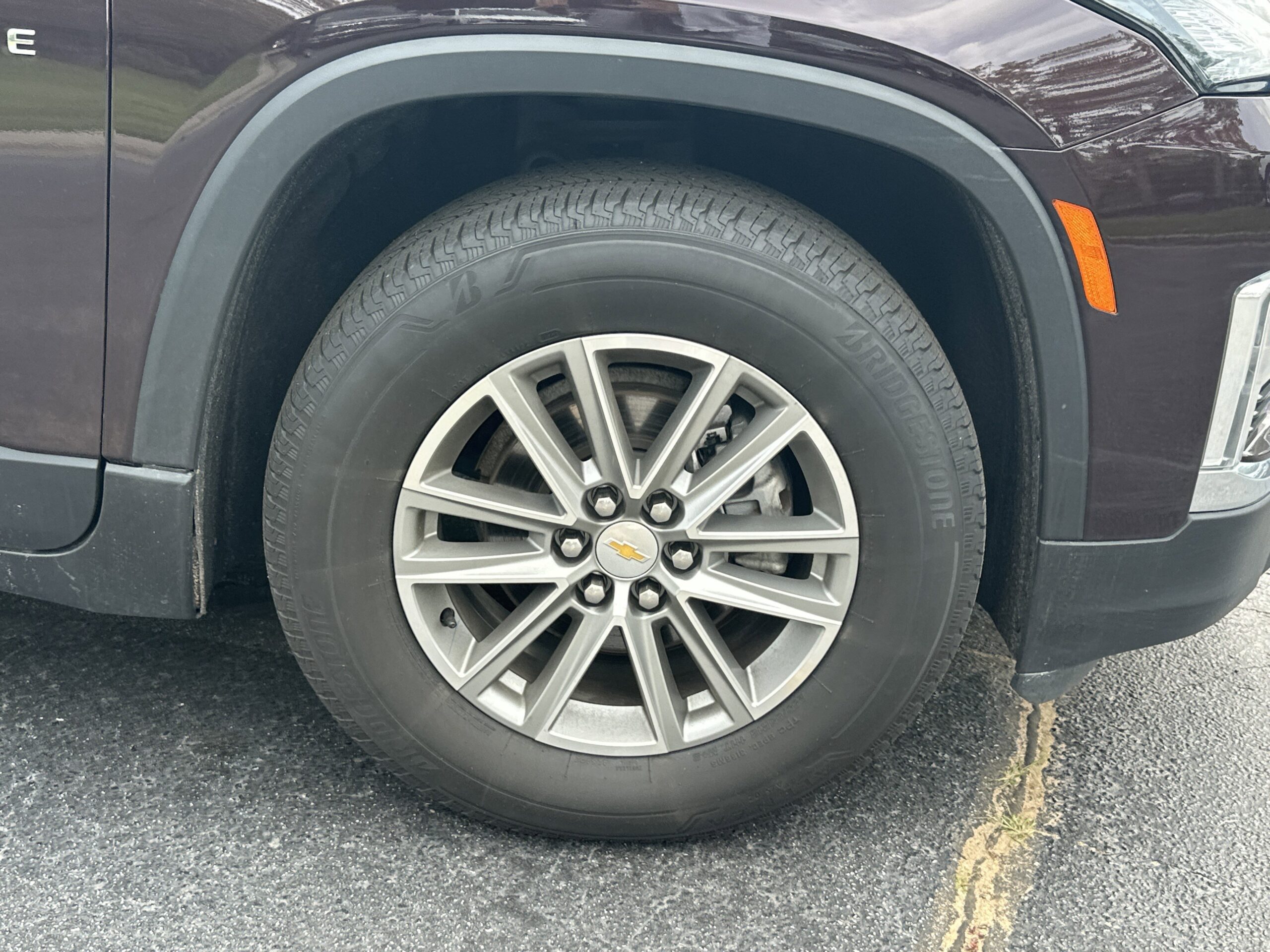 2023 Chevrolet Traverse LT Cloth