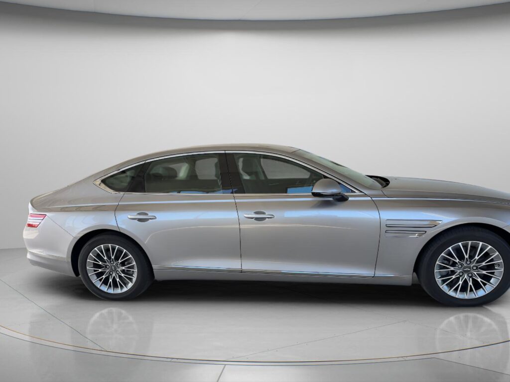 2023 Genesis G80 2.5T