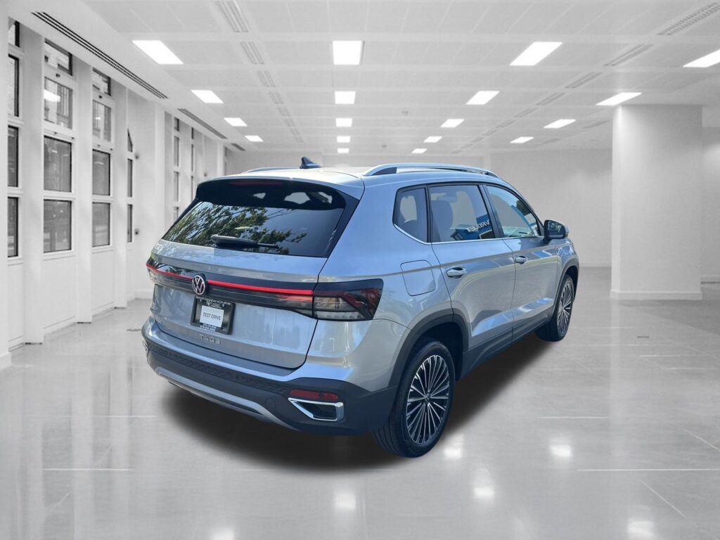 2025 Volkswagen Taos SE