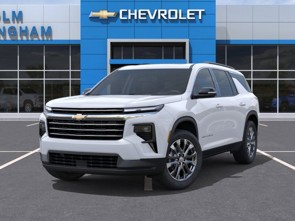 2026 Chevrolet Traverse FWD LT