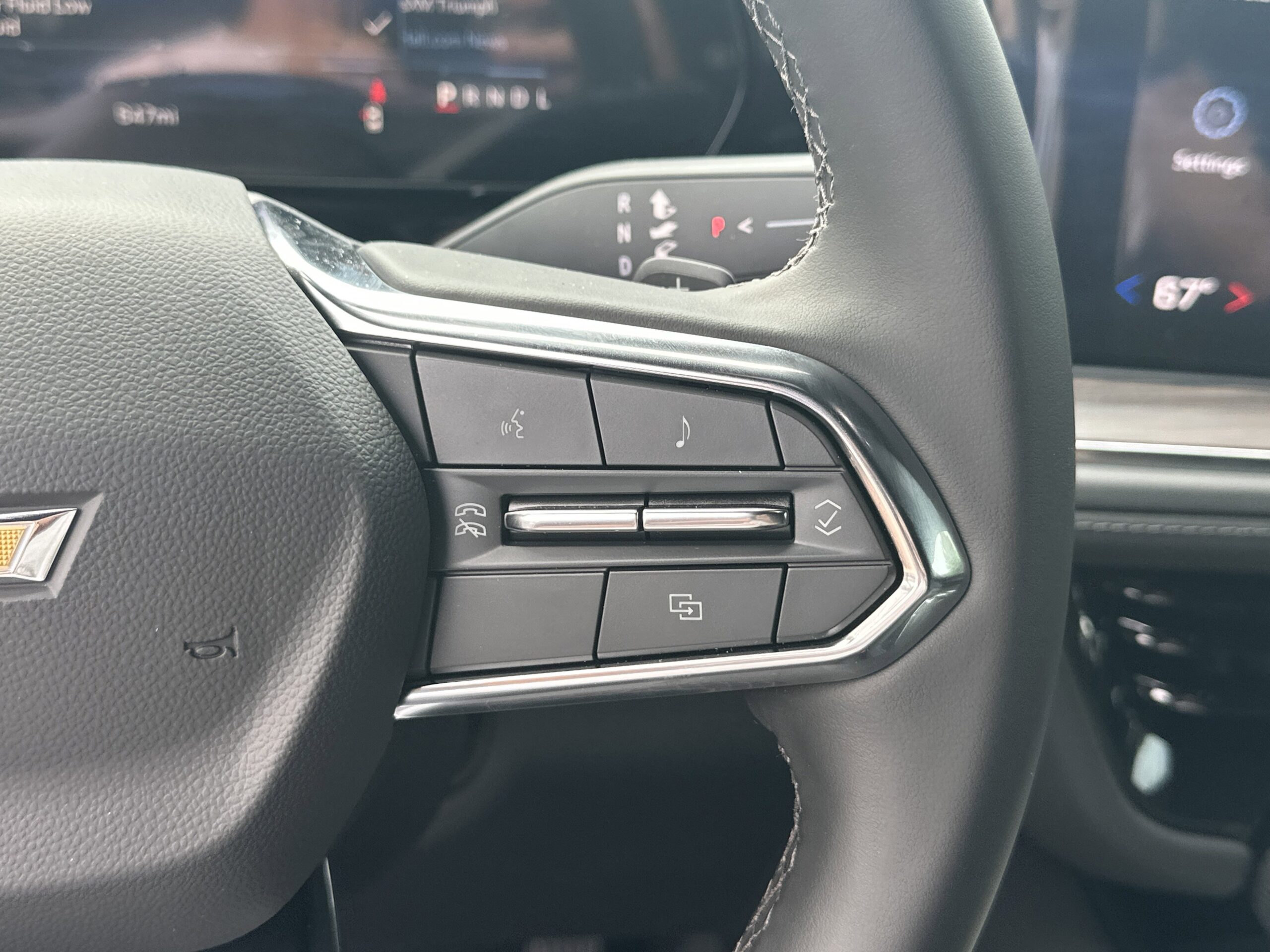 2025 Chevrolet Suburban LS