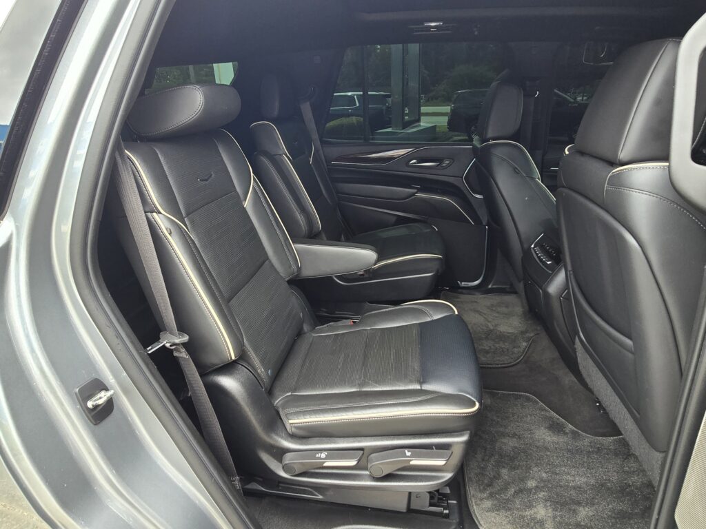 2023 Cadillac Escalade 4WD Premium Luxury