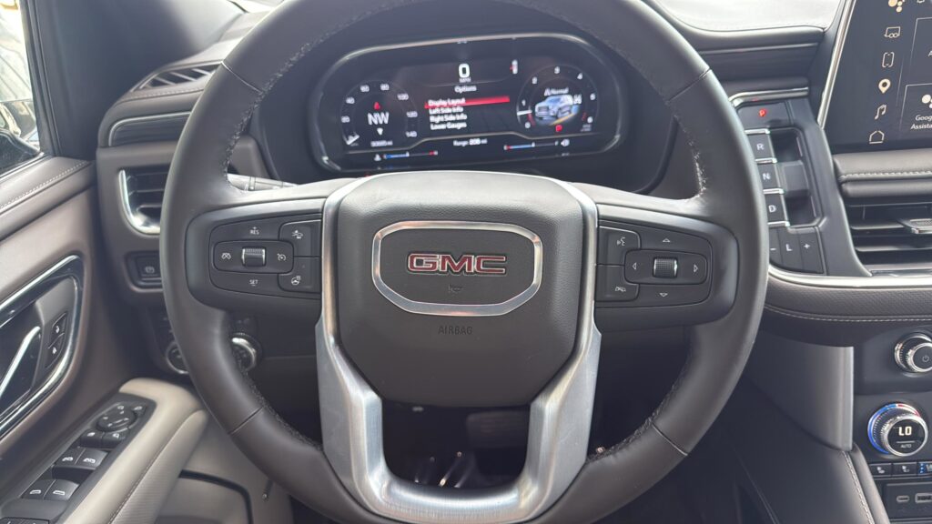 2024 GMC Yukon SLT