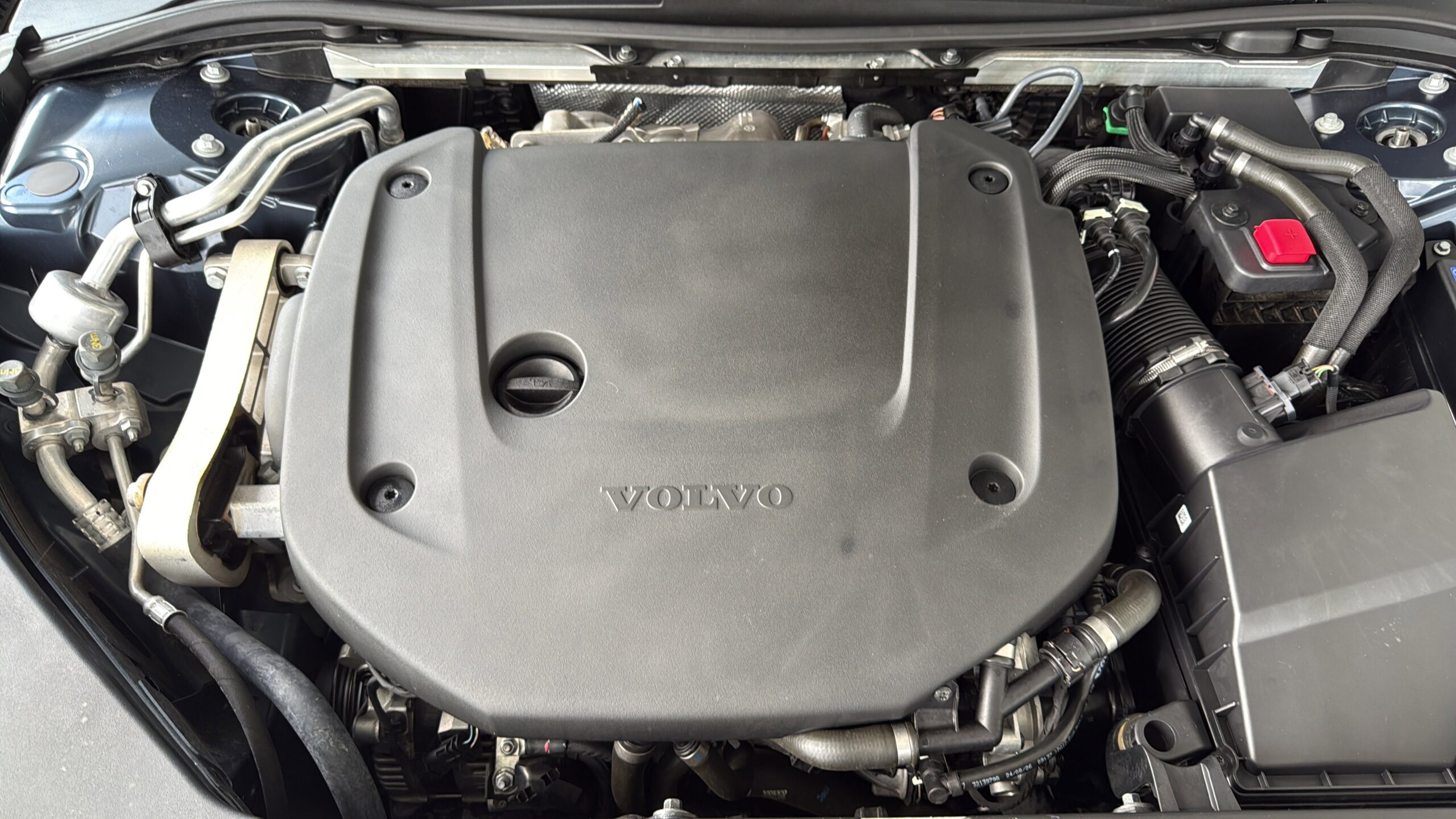 2025 Volvo V90 Cross Country Ultra
