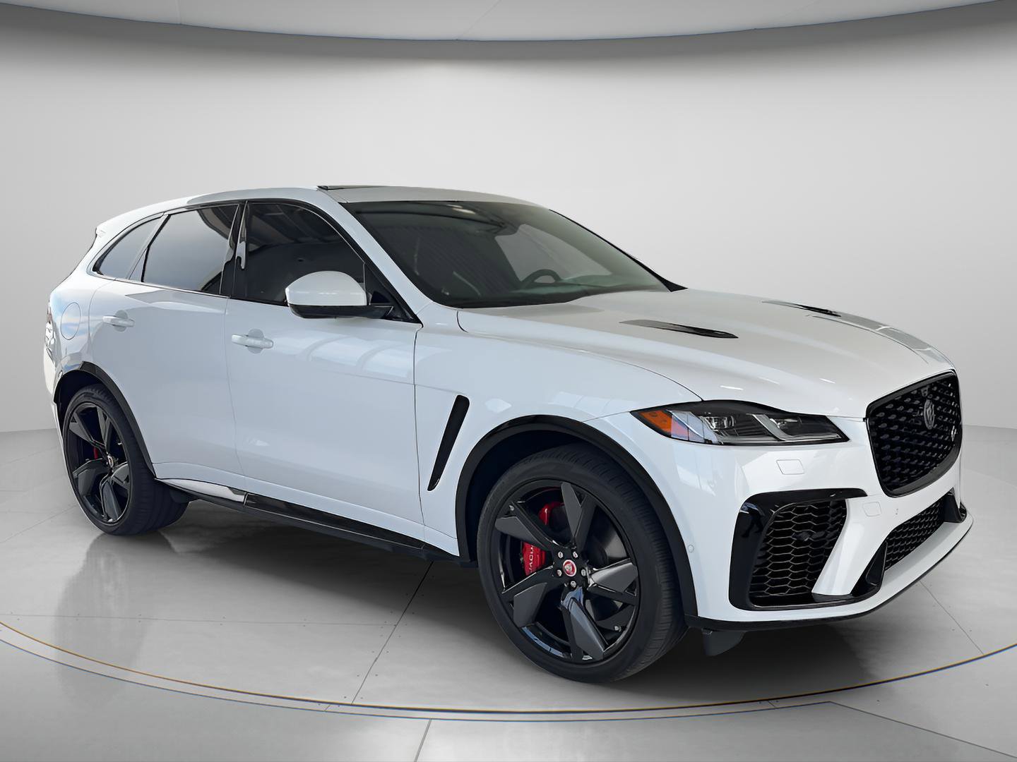 2022 Jaguar F-PACE SVR