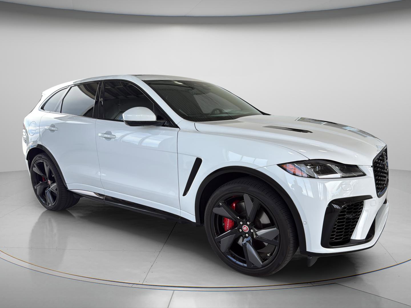 2022 Jaguar F-PACE SVR