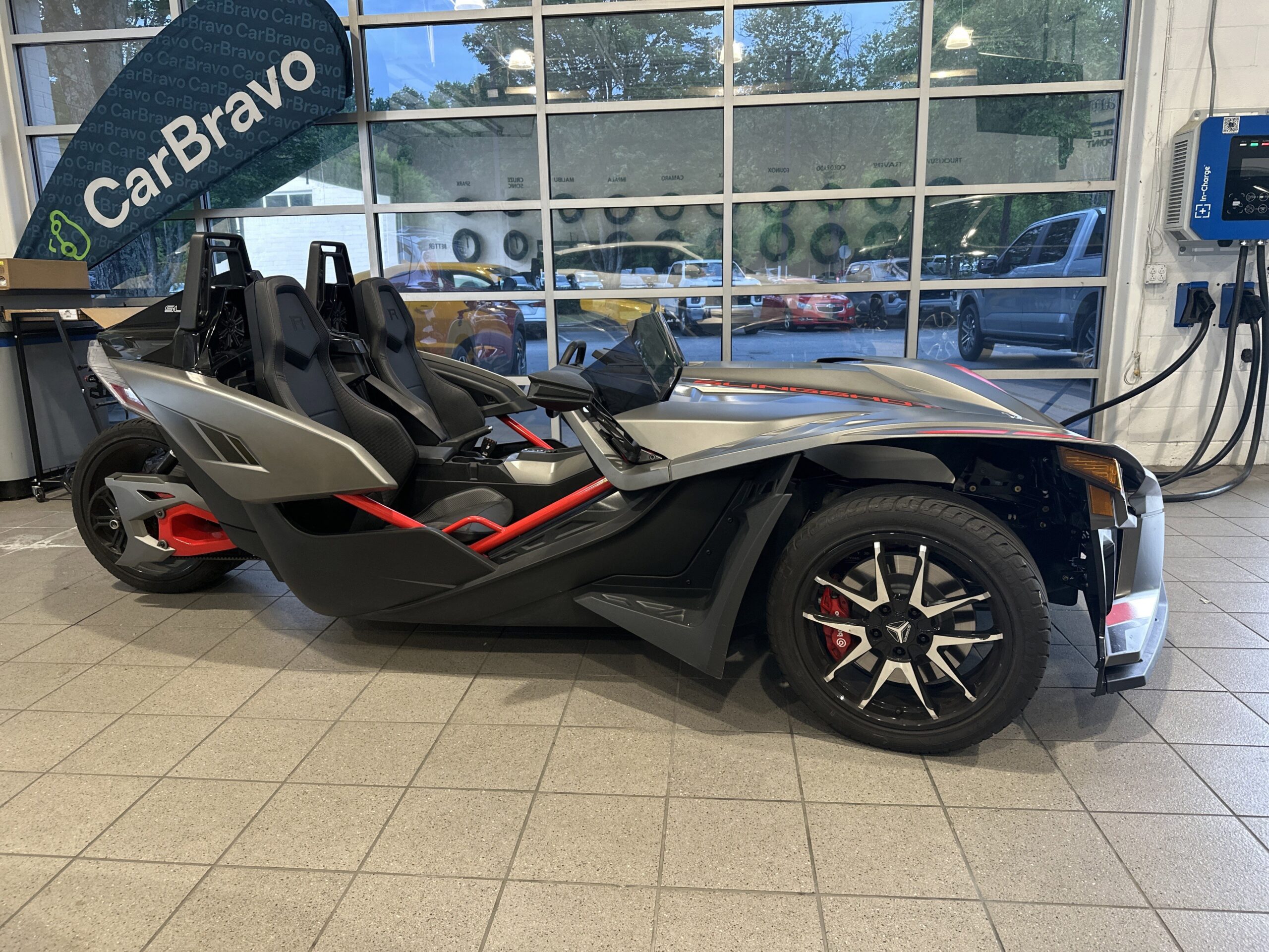 2024 POLARIS(MC) SLINGSHOT