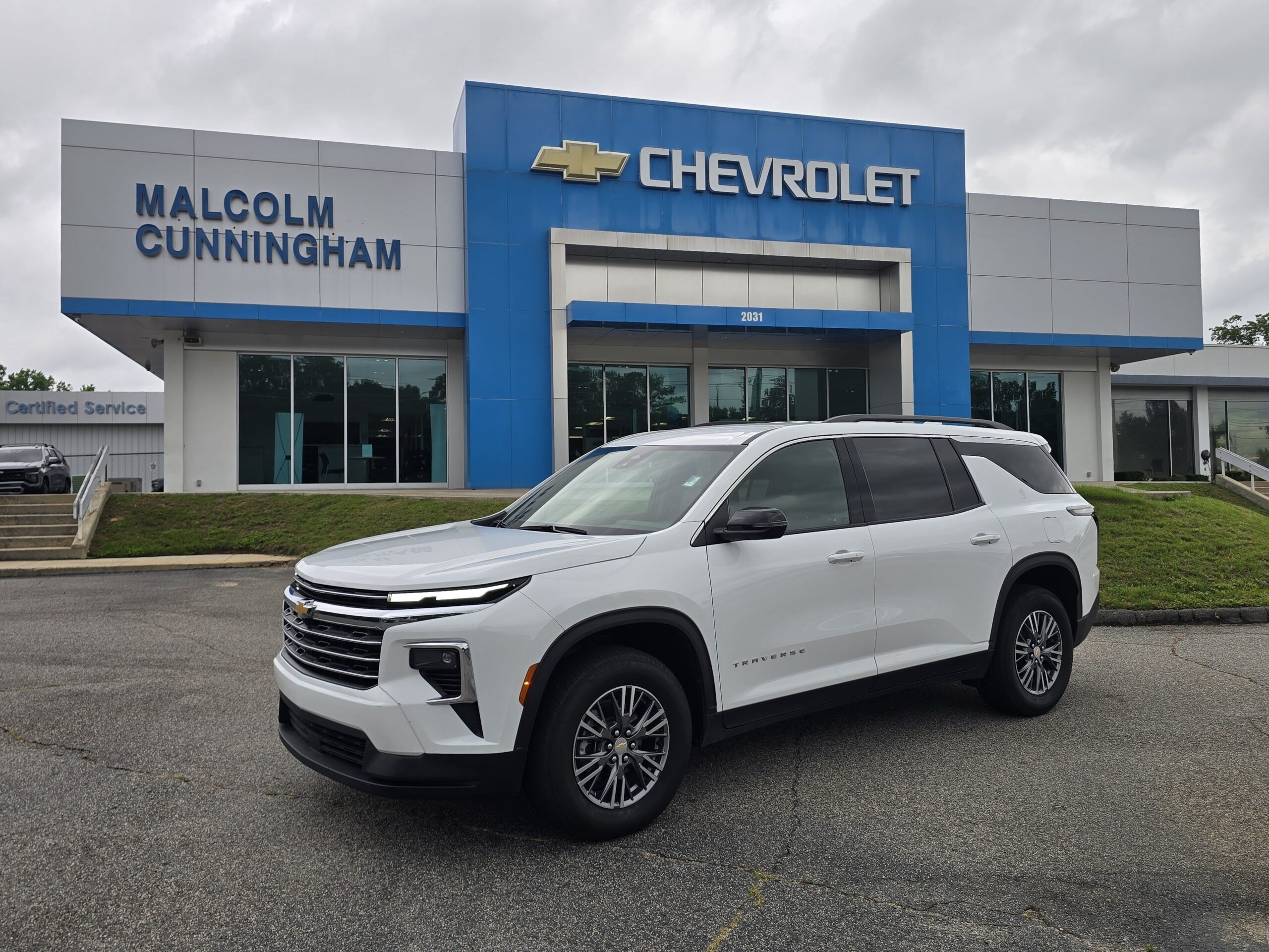 2025 Chevrolet Traverse FWD LT