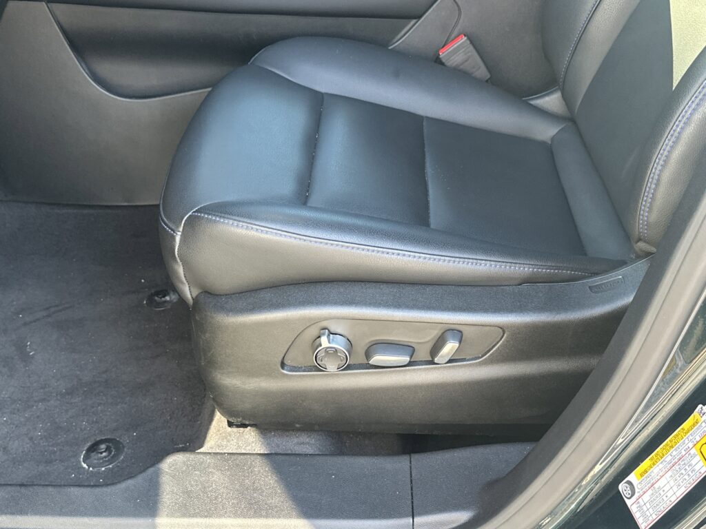 2024 Cadillac XT4 AWD Sport