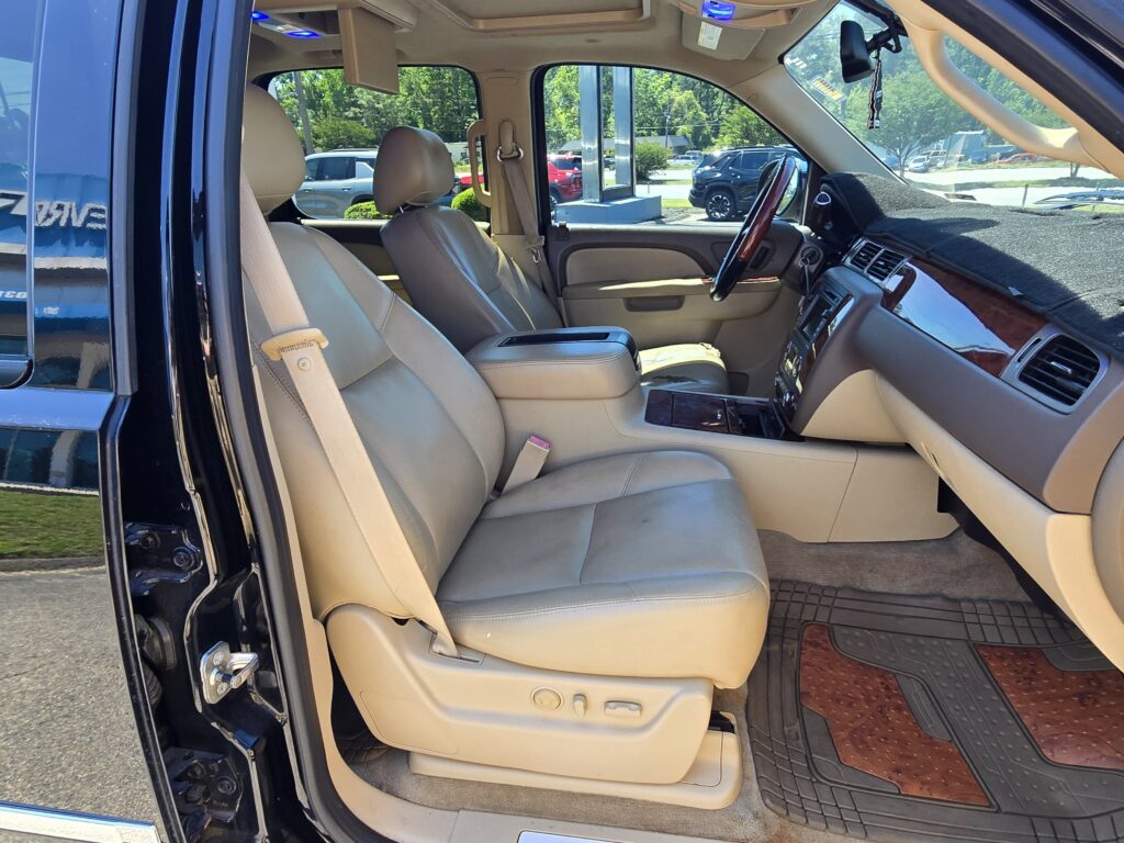 2011 Chevrolet Avalanche LTZ