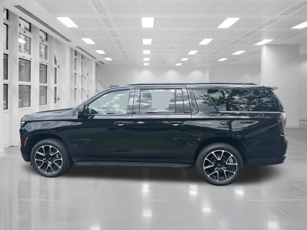 2025 Chevrolet Suburban RST