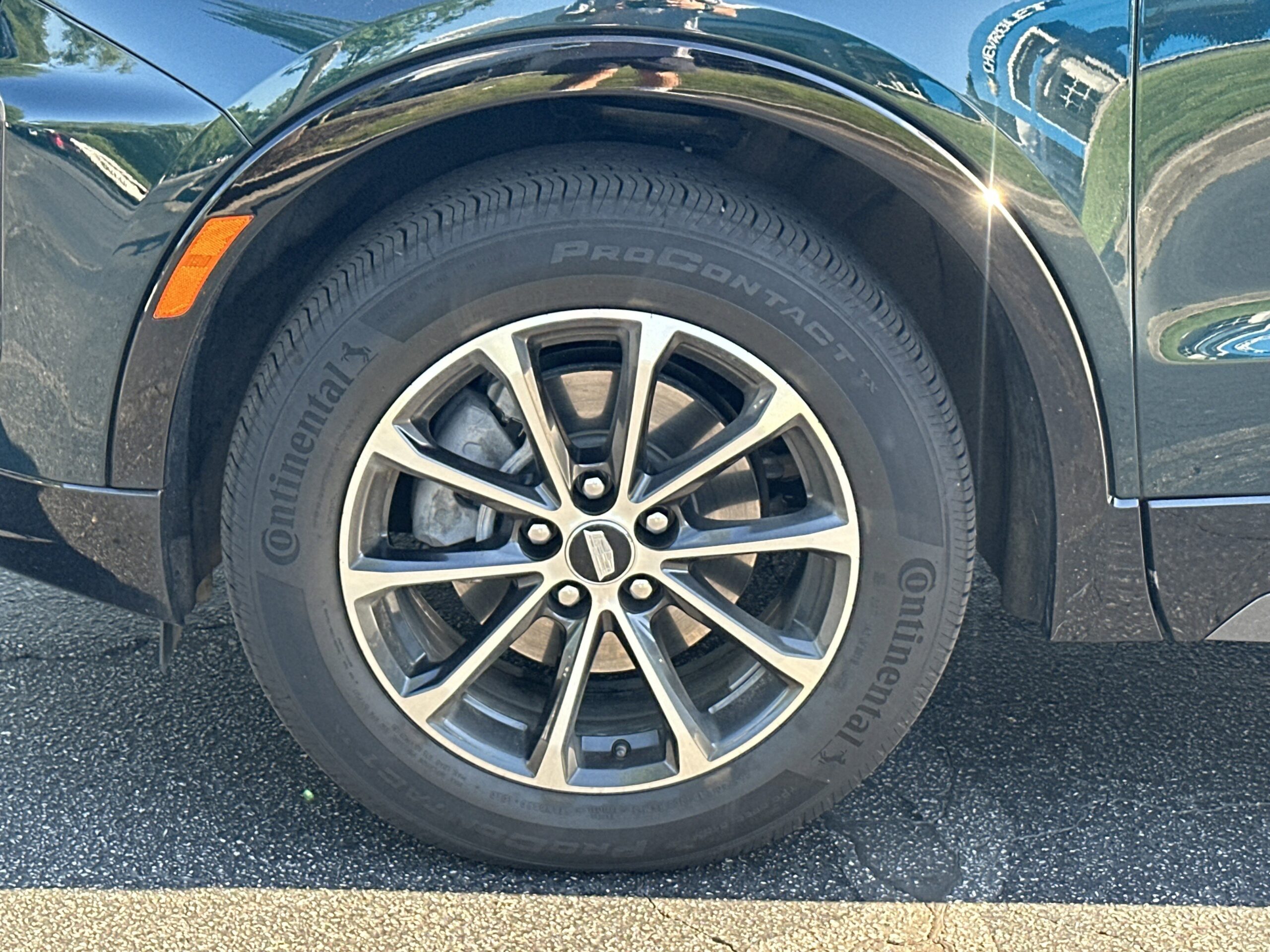 2024 Cadillac XT4 AWD Sport