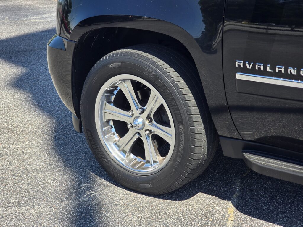 2011 Chevrolet Avalanche LTZ