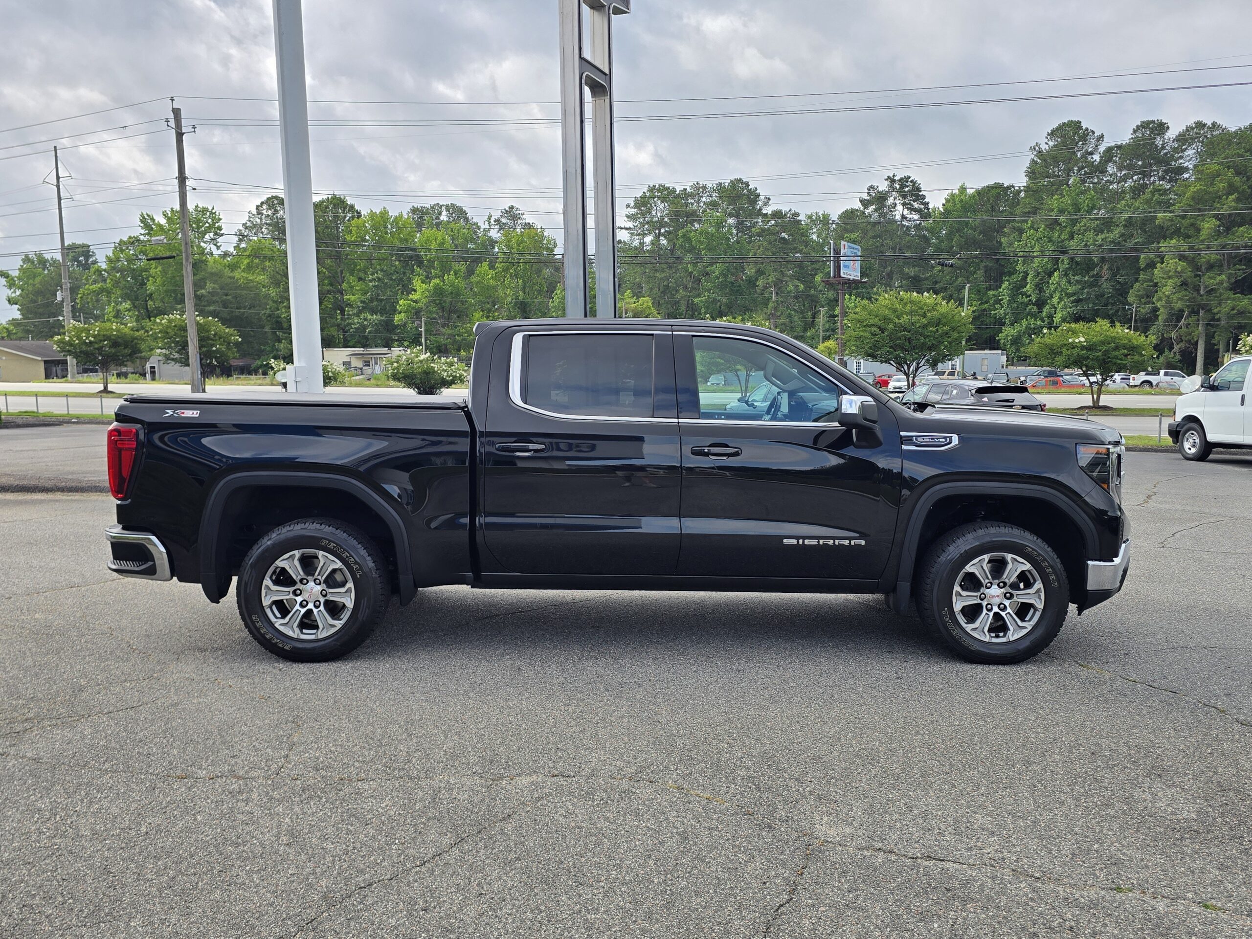 2022 GMC Sierra 1500 SLE